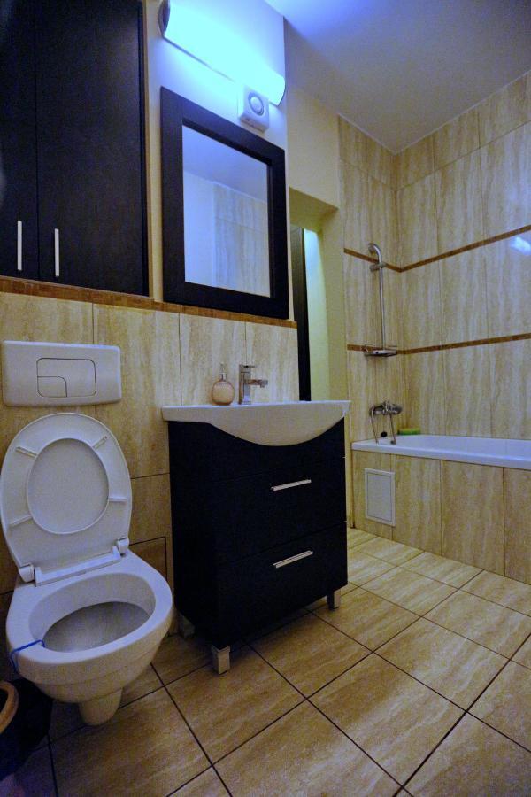 Ferienwohnung Bloc Izvor Piteşti Exterior foto